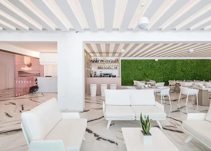 Lagon Life Spirit Design - Adults Only * 干尼亞